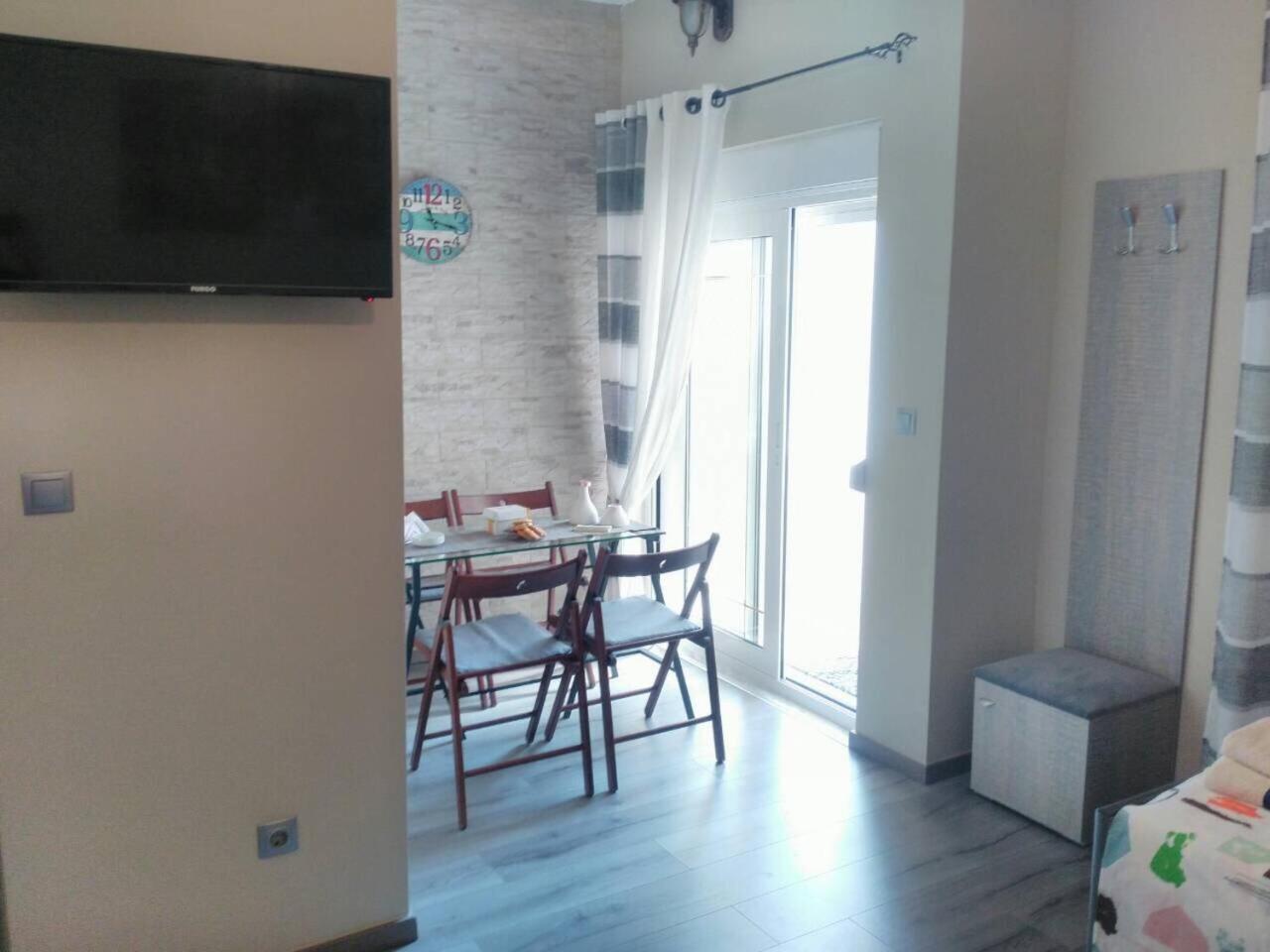 Petro'S Apartment Korce Ngoại thất bức ảnh